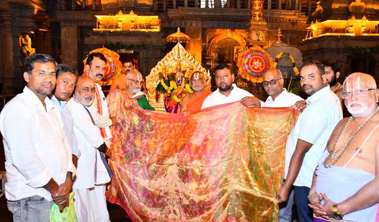 Devotee from Sircilla donates special handwoven gold-embedded saree to Yadadri temple