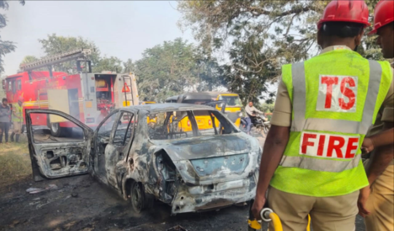 Government teacher, wife escape car fire in Kothagudem