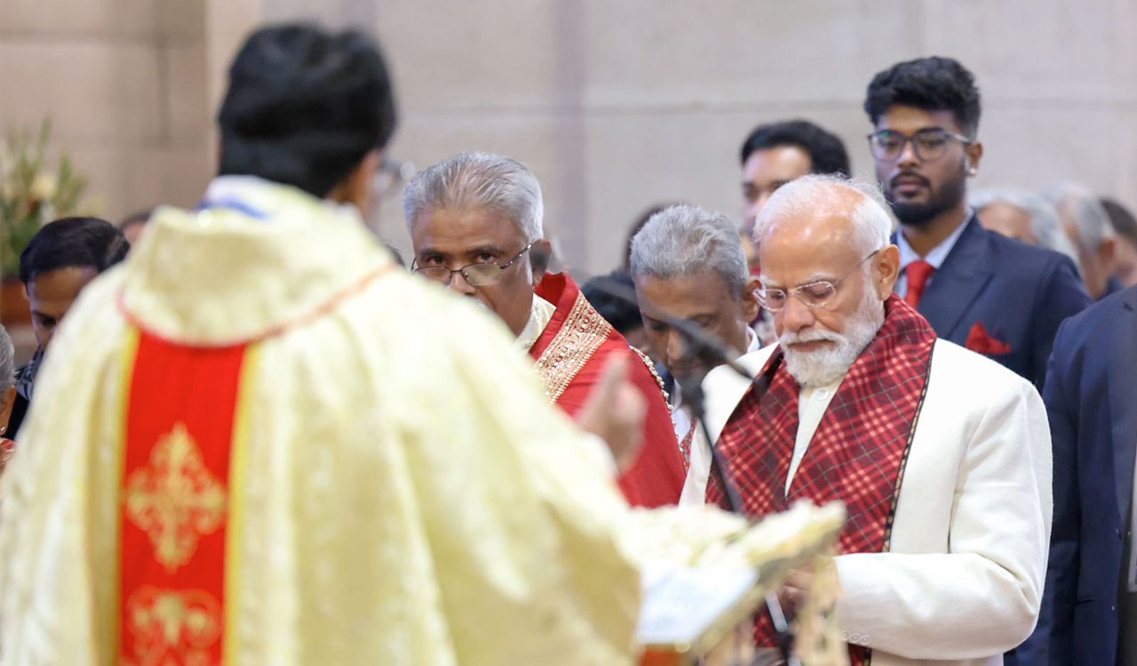 PM Modi joins Christmas prayers at Delhi church, extends message of peace and harmony