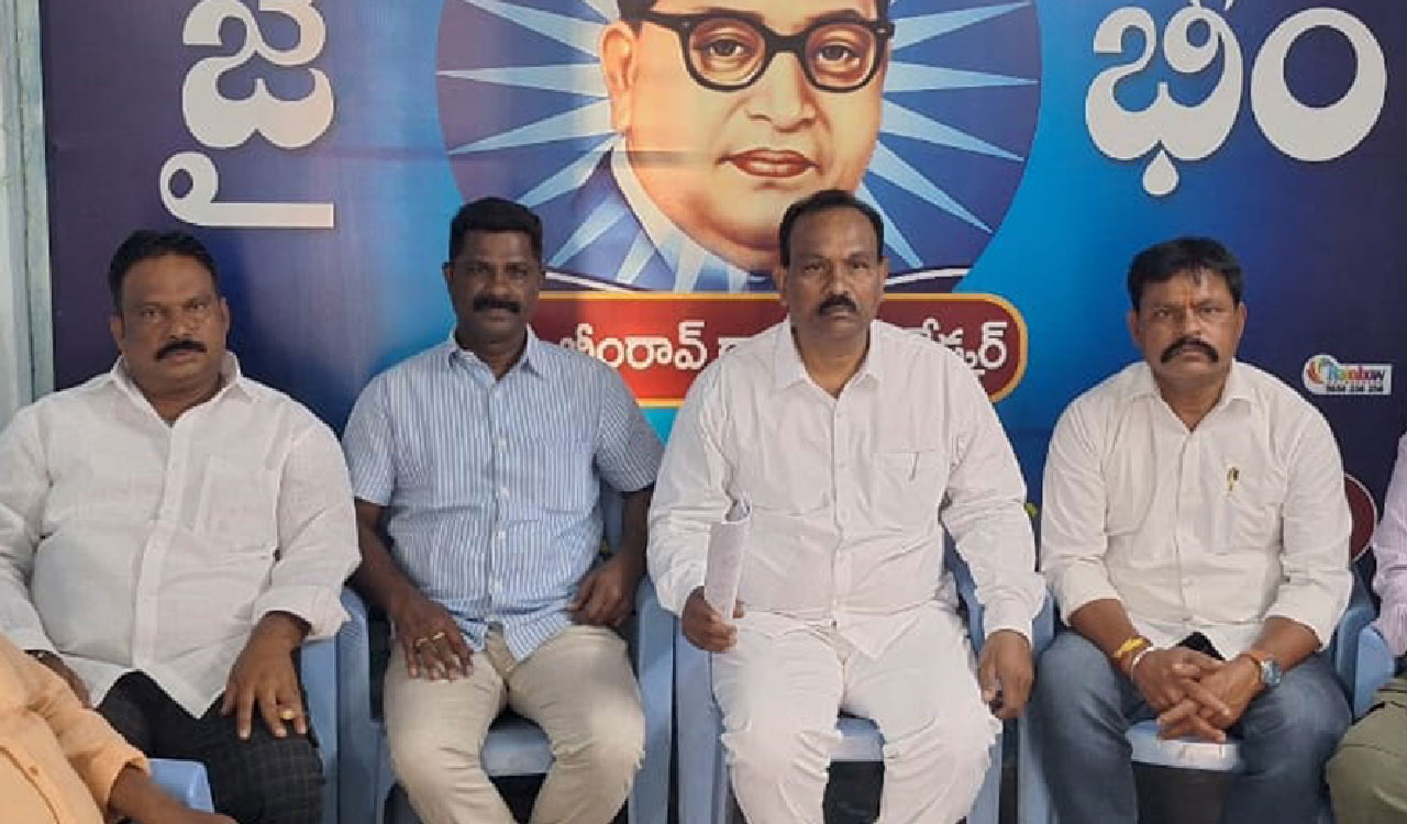 Singareni SC/ST association urges hike in retirement age to 62