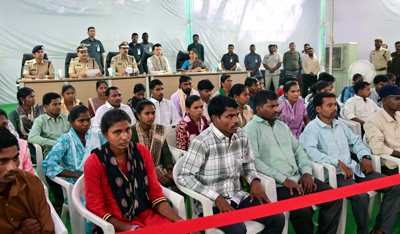 41 Maoist cadres surrender; Rs 1.46 crore reward to be disbursed