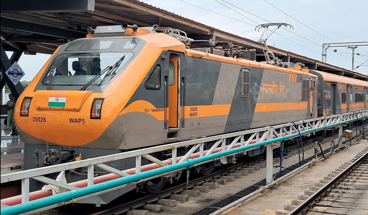 SCR announces special Hyderabad-Mumbai trains