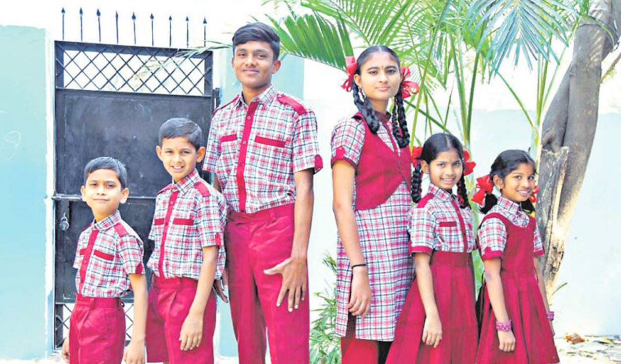 Telangana school uniforms revert to old design