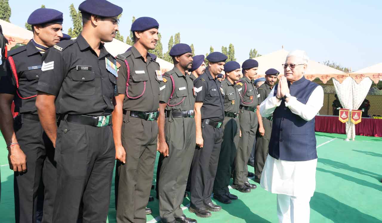 Tributes paid to soldiers at Veerula Sainik Smarak on Vijay Diwas