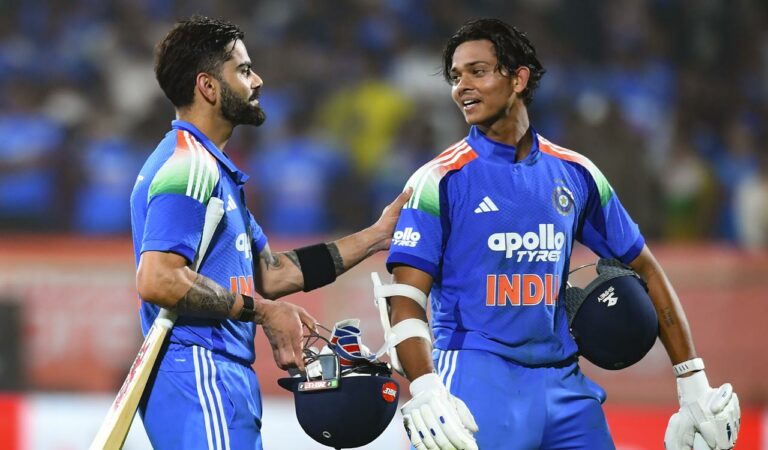 India beat South Africa to clinch ODI series in Visakhapatnam