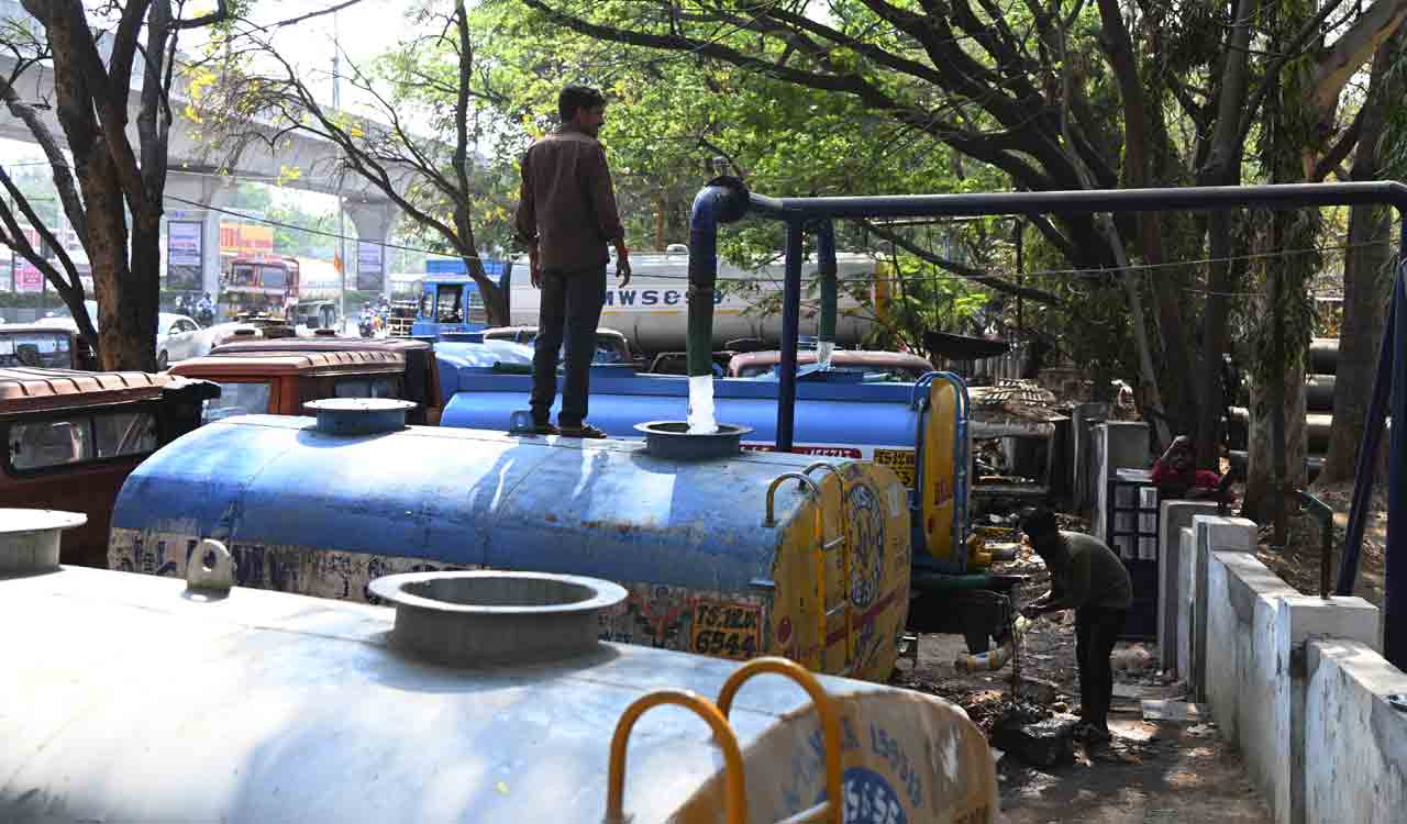 Hyderabad prepares for summer with expanded tanker network