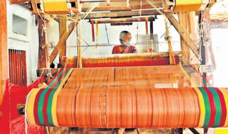 Weaver suicides, loom closures mark two years of Congress rule in Telangana