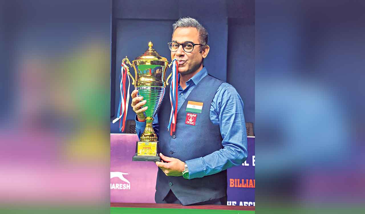 Sourav gets emotional after retaining billiards title
