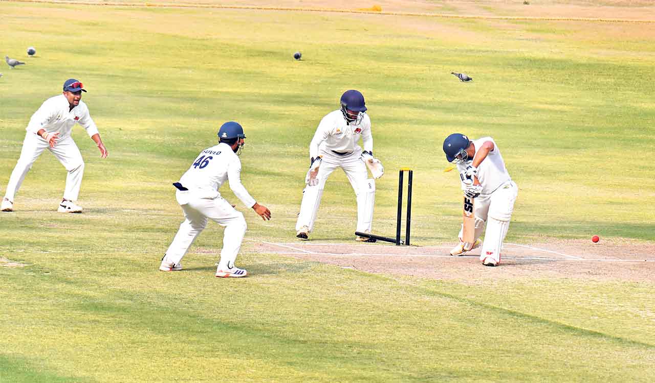 Ranji Trophy: Hyderabad stares at innings loss against Mumbai after dismal show on day 3