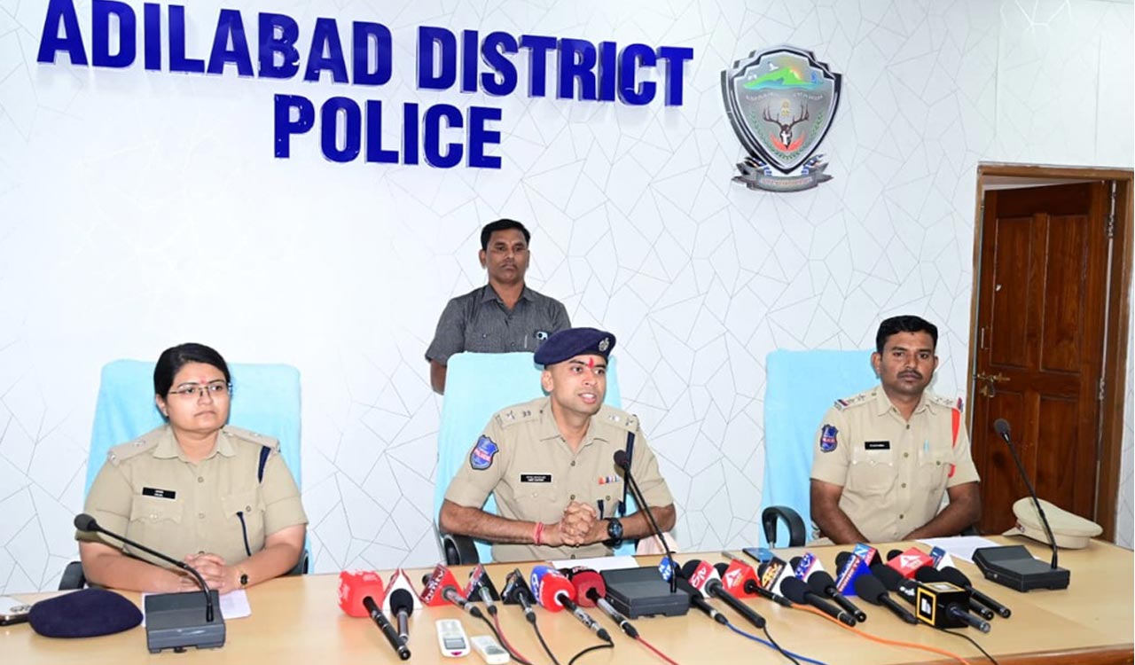 Six inter-State ganja smugglers arrested in Adilabad, one absconding