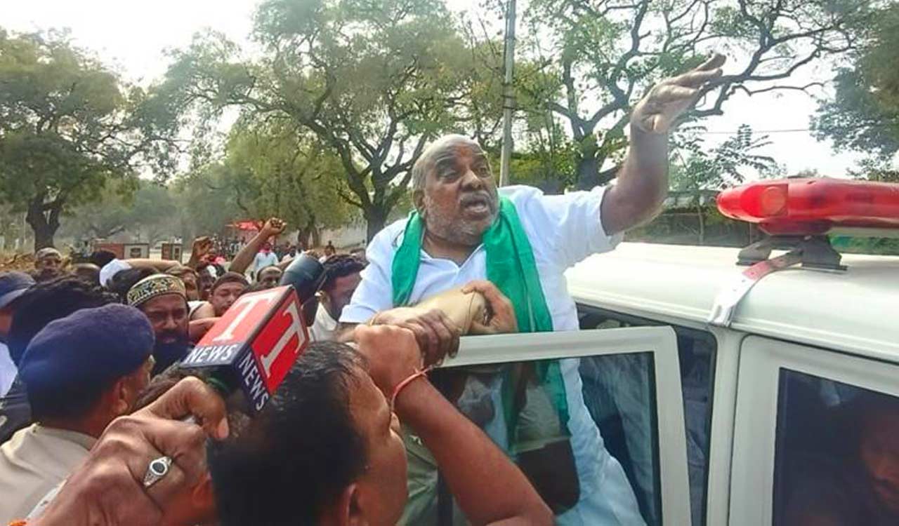 BRS protest: Jogu Ramanna faints after police action in Adilabad