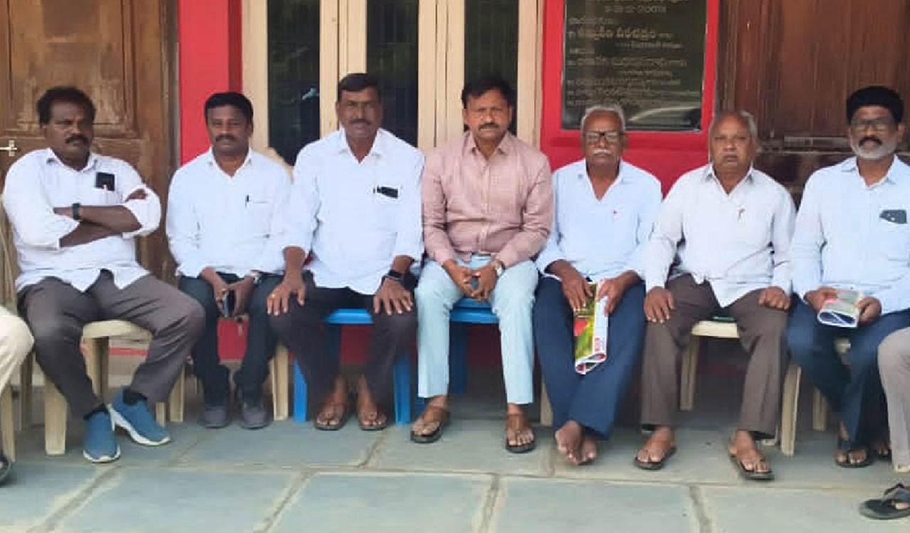 Madhira Congress leaders accused of spreading false propaganda over CPI(M) leader’s murder