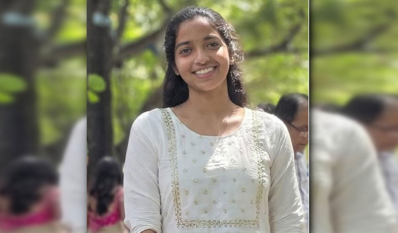 Two students from Mancherial win gold medal in state yoga meet