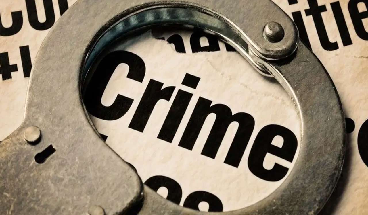 Man beats father to death over money for liquor in Medak 