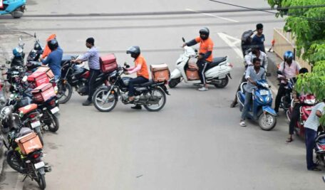 After Blinkit, Zepto and Swiggy Instamart scrap 10-minute delivery taglines