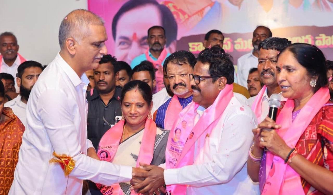 BRS leaders term SIT notices to KTR as vendetta politics