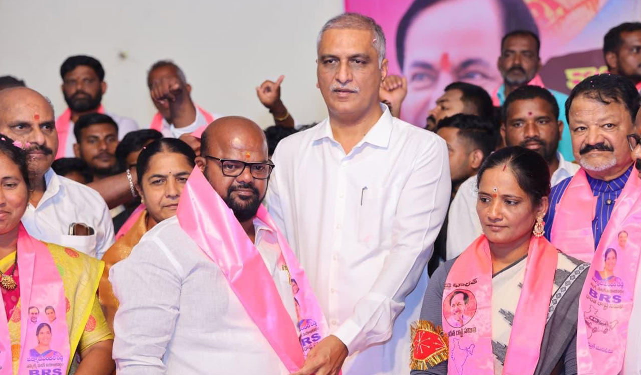 SIT notices a ploy to divert public attention, says Harish Rao