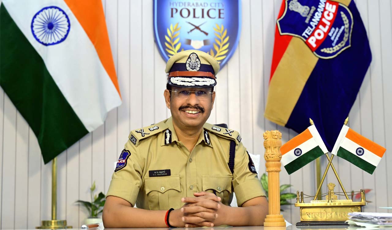 Hyderabad CP Sajjanar sets fitness, cyber safety as New Year priorities