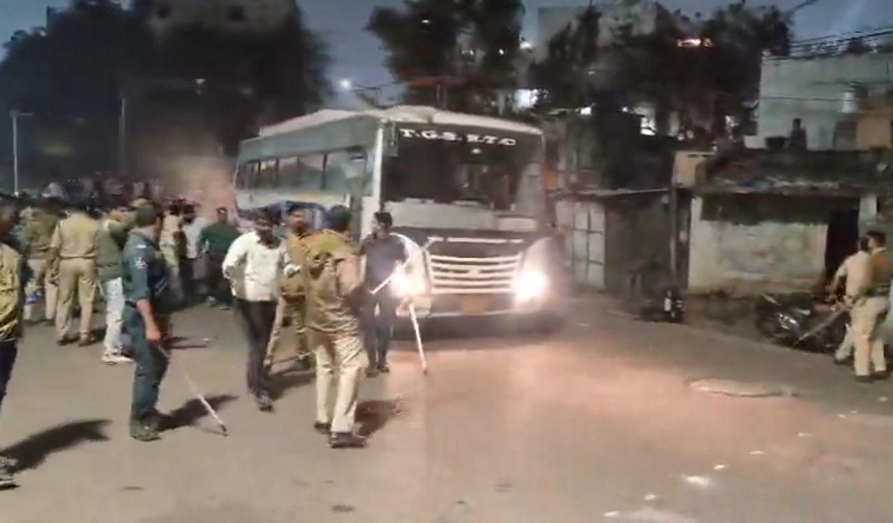 Hyderabad: Heavy police deployment continues at Puranapul after vandalism, violence