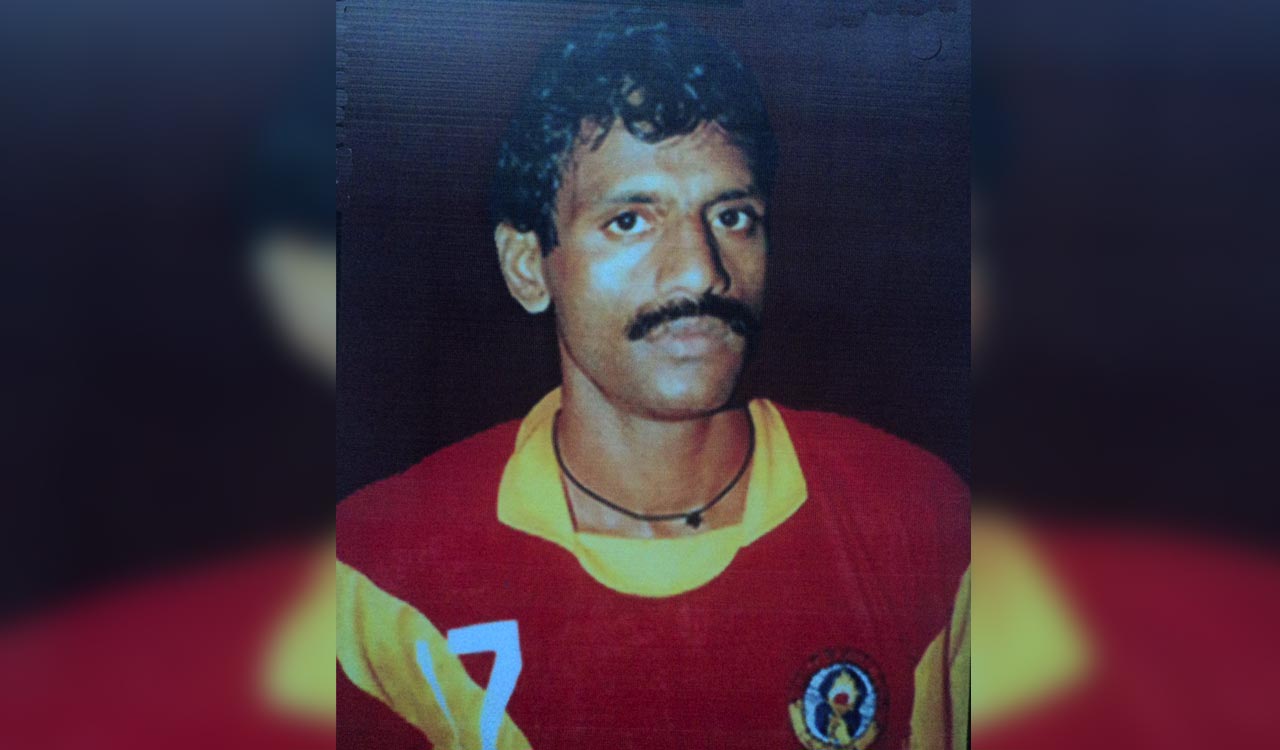 Former India and East Bengal defender Ilyas Pasha passes away at 61