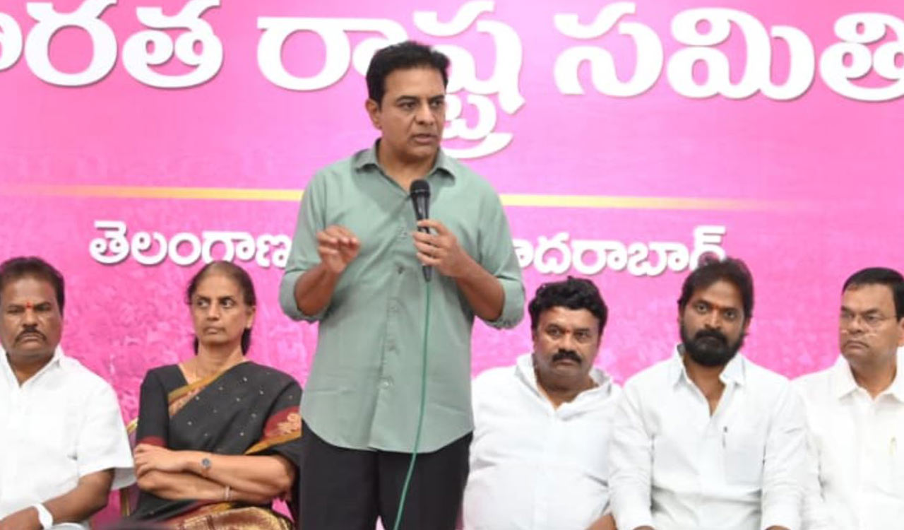 BRS steps up municipal poll preparations as KTR holds district-wise meetings