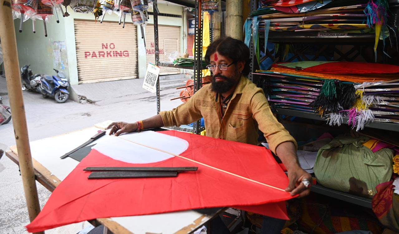 Kite markets in Hyderabad bustle with activity ahead of Sankranti