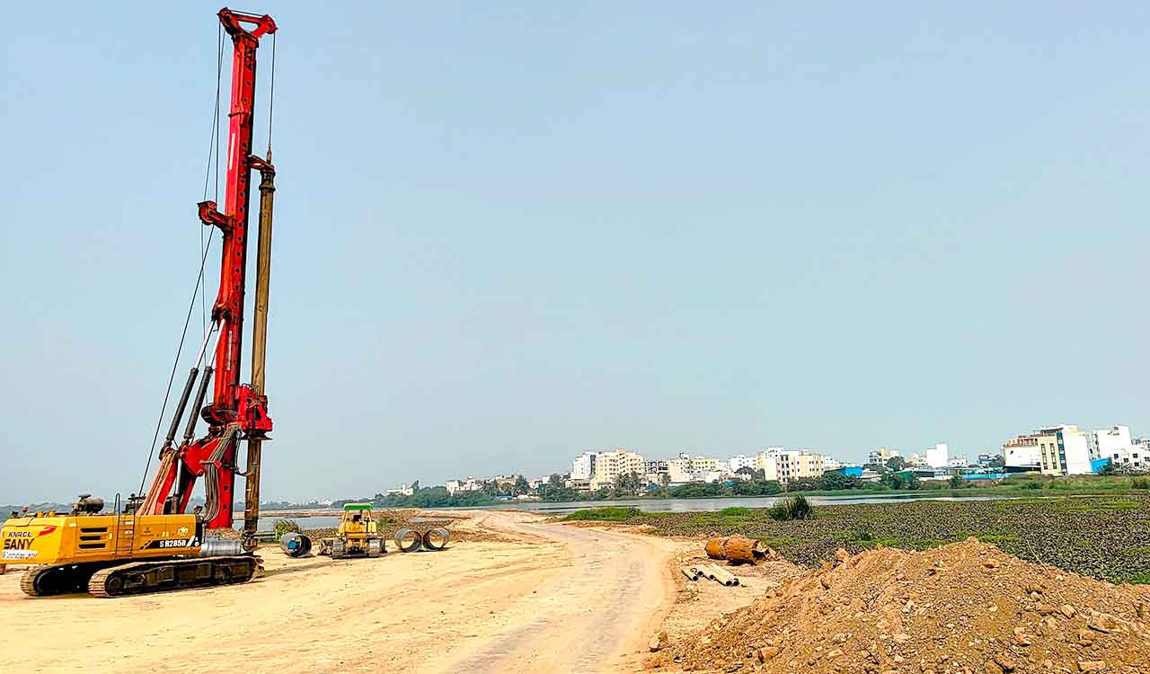 Environmental concerns grow over proposed bridge across Mir Alam Tank