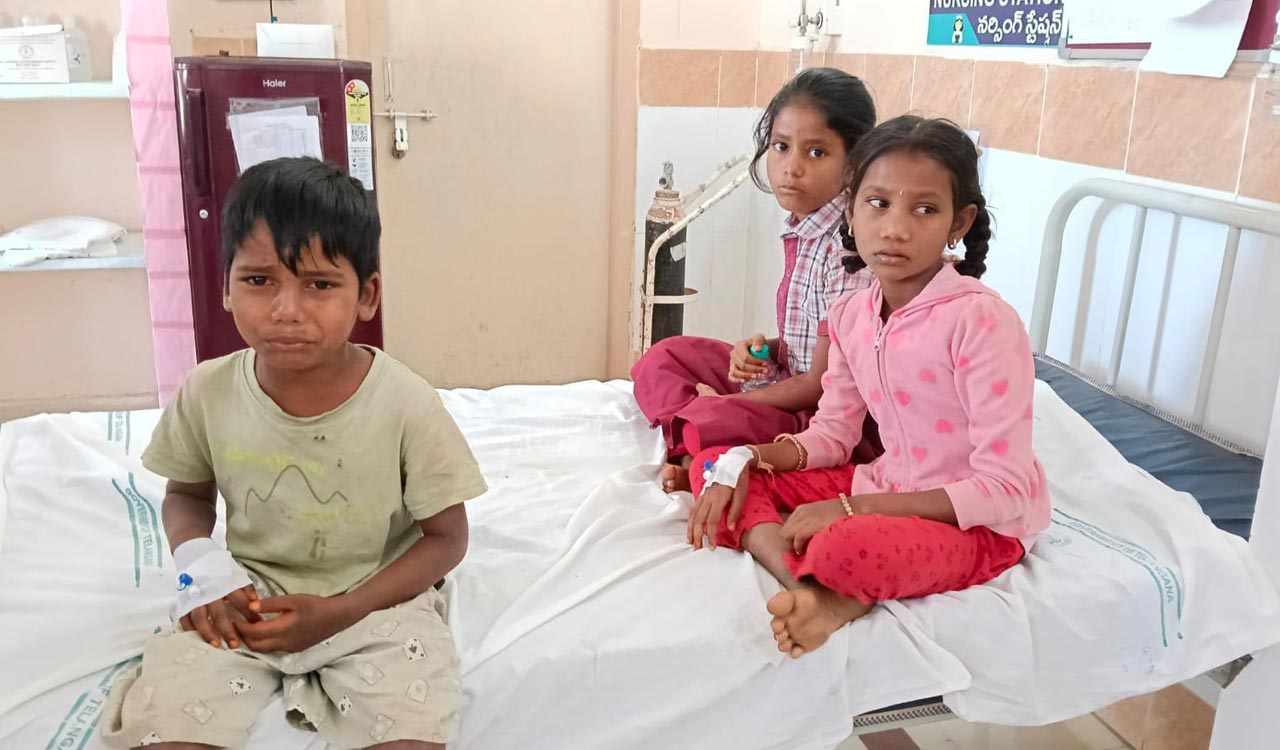 Students fall ill after midday meal at Sangareddy school