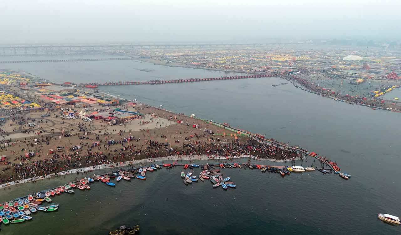 Devotees throng Haridwar, Varanasi, Prayagraj to take holy dip on Mauni Amavasya