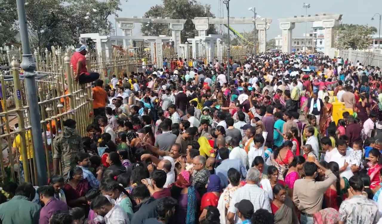 Sammakka-Sarakka temple will be reopened on January 19: Seethakka