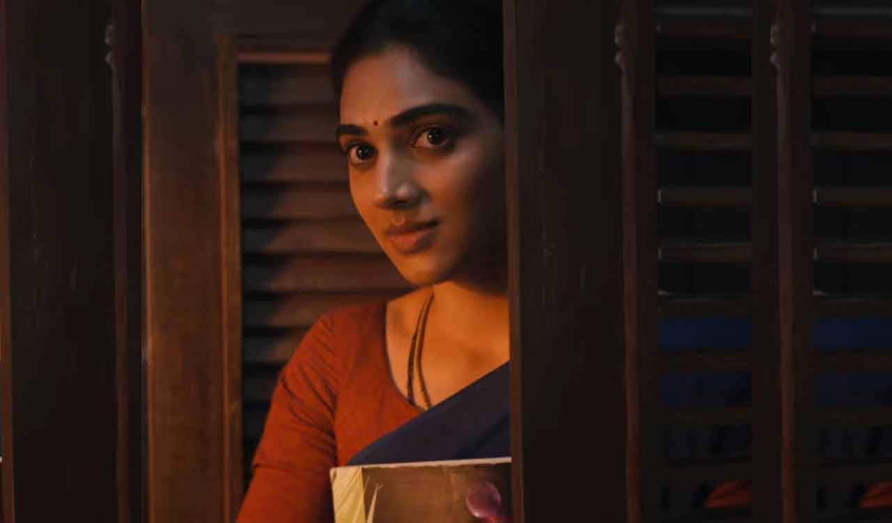 Satvika Veeravalli introduced as protagonist of Dulquer Salmaan-starrer ‘Aakasamlo Oka Tara’