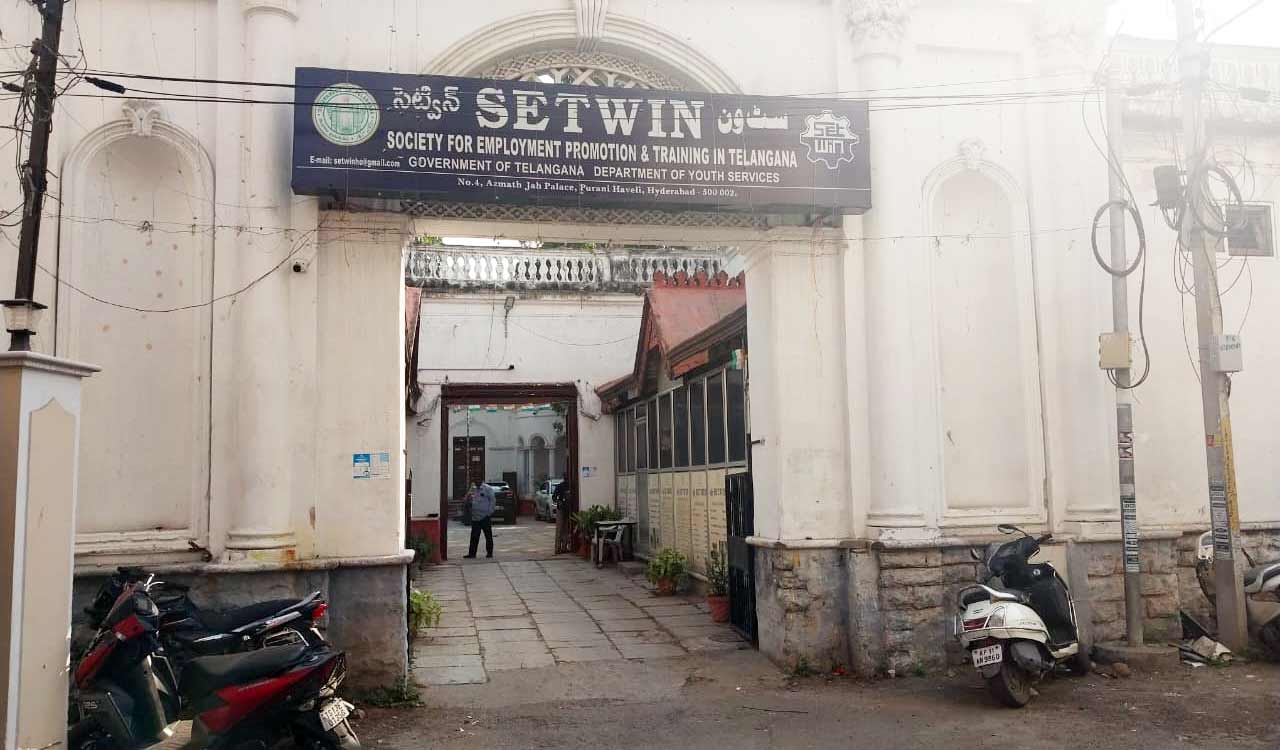 AIMIM MLA seeks free skill development courses through SETWIN