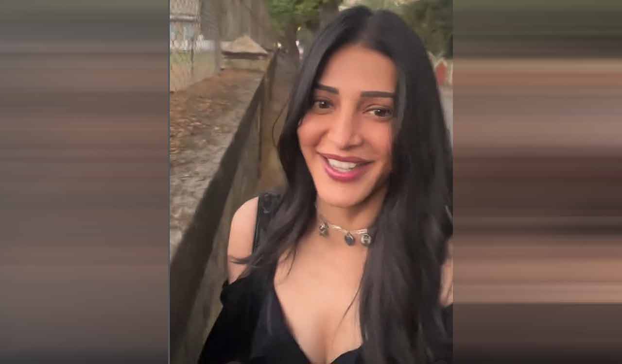 Shruti Haasan takes a nostalgic trip back to her college lane