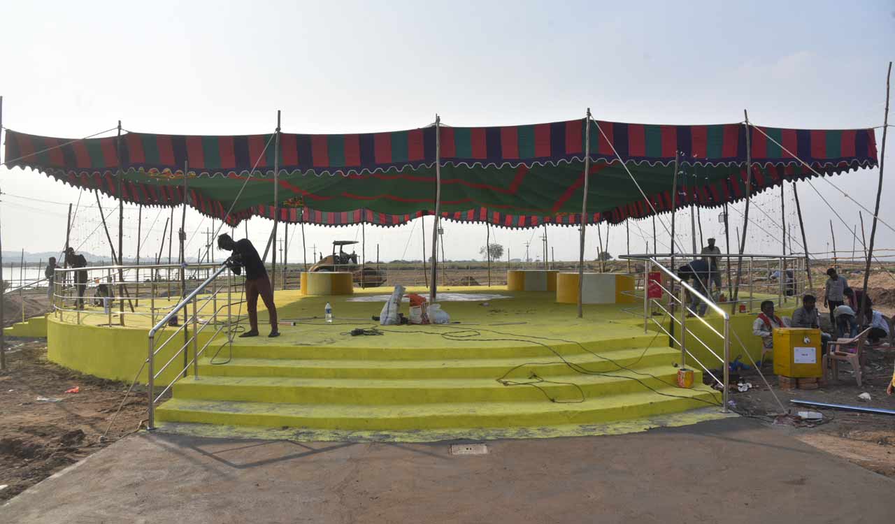 Slow pace of works irks devotees ahead of Sammakka Saralamma jatara in Mancherial