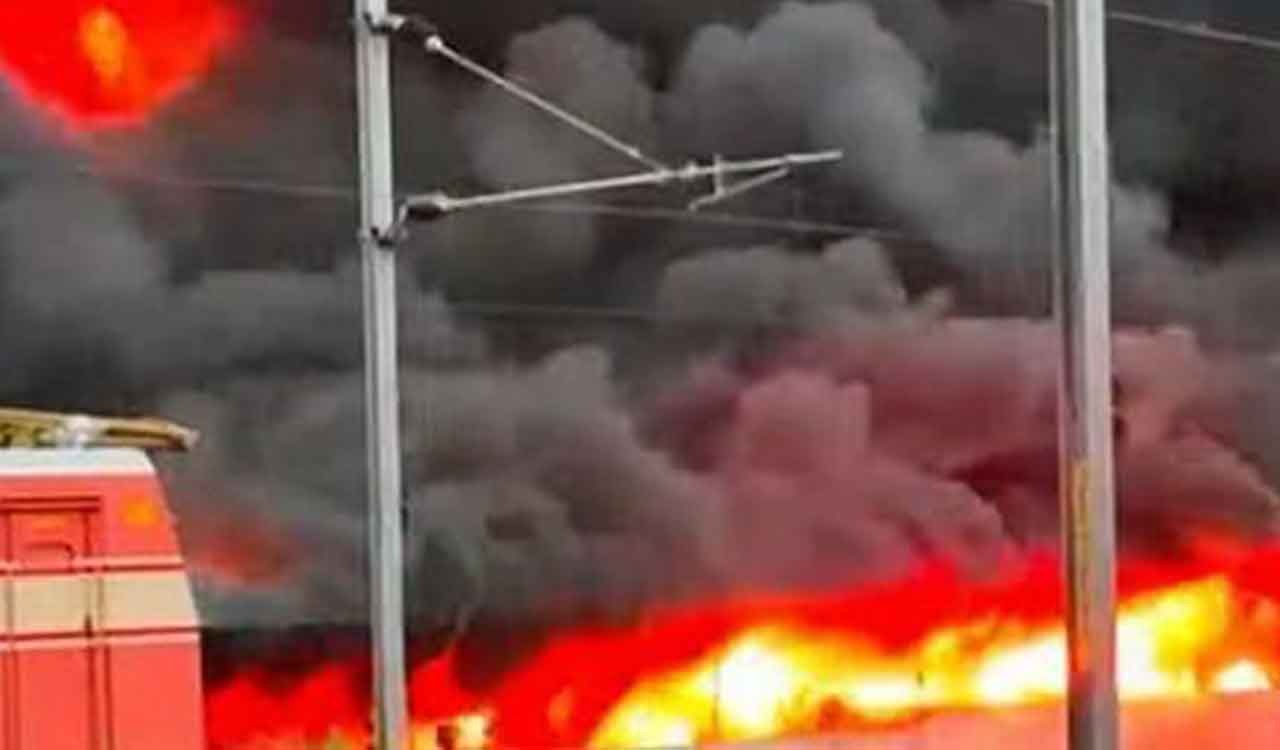 Tamil Nadu: More than 200 bikes burnt in early morning fire at Thrissur railway station