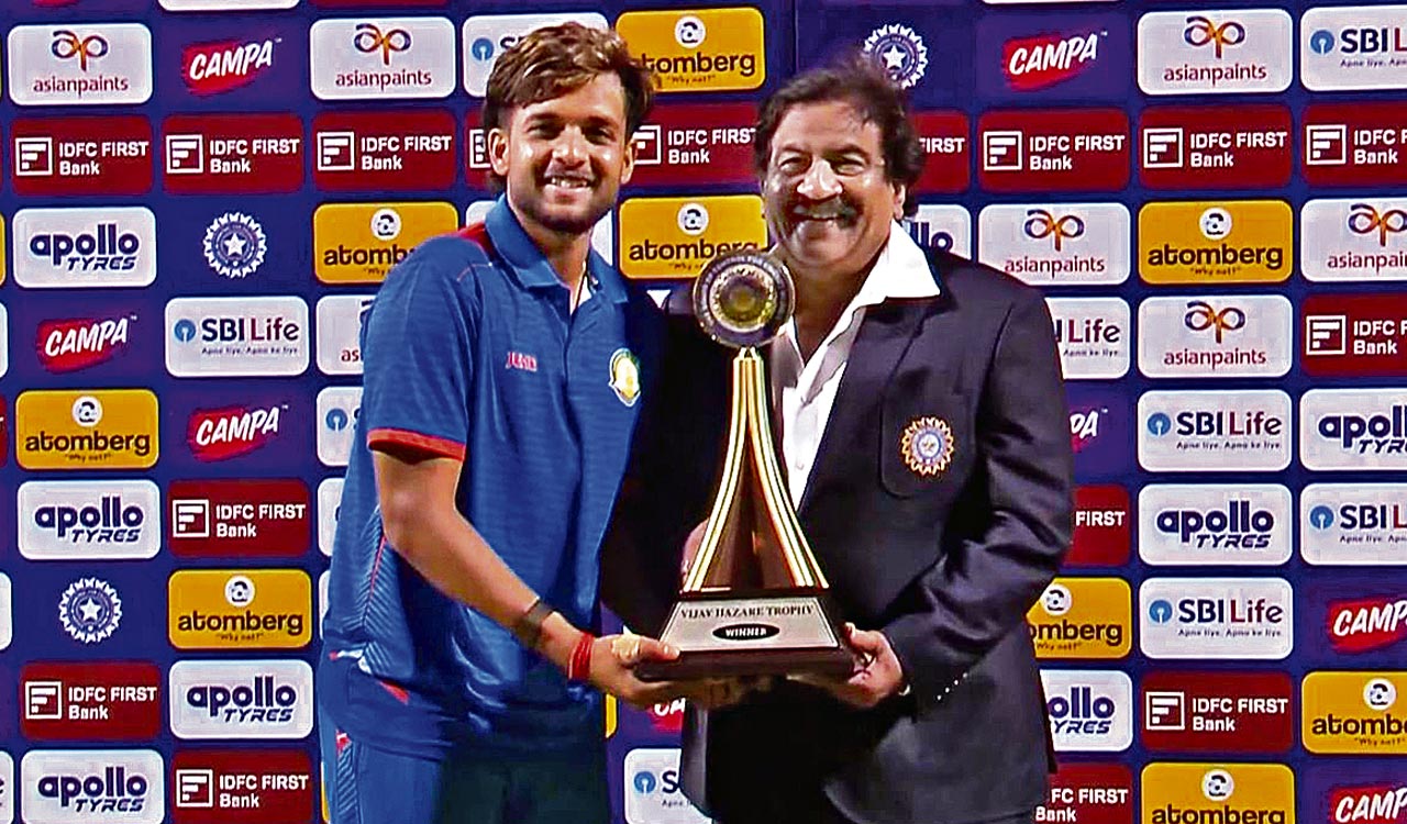 Vidarbha clinch maiden Vijay Hazare Trophy with win over Saurashtra