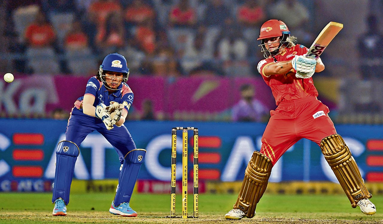 Gujarat Giants beat Mumbai Indians to reach WPL Eliminator