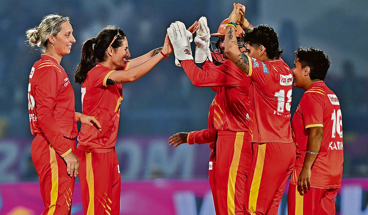 Sophie Devine powers Gujarat Giants to win over UP Warriorz