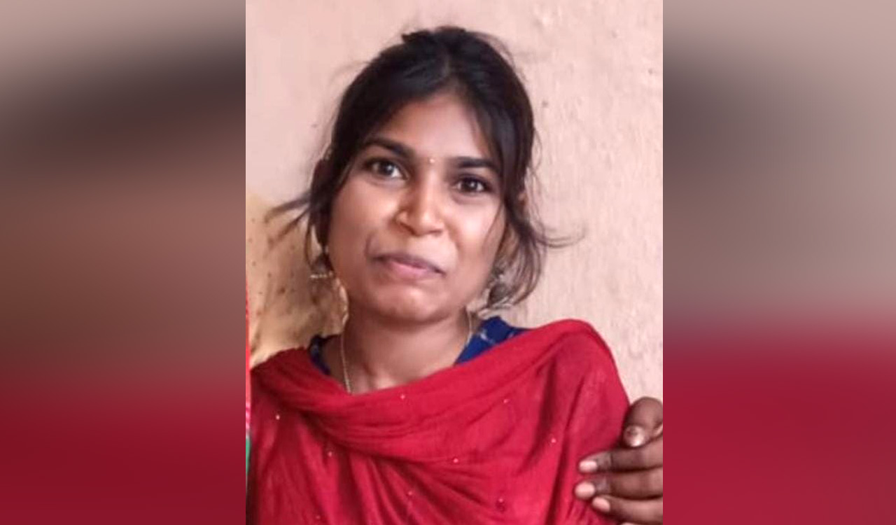 Woman fitness trainer killed in road accident near Sangareddy