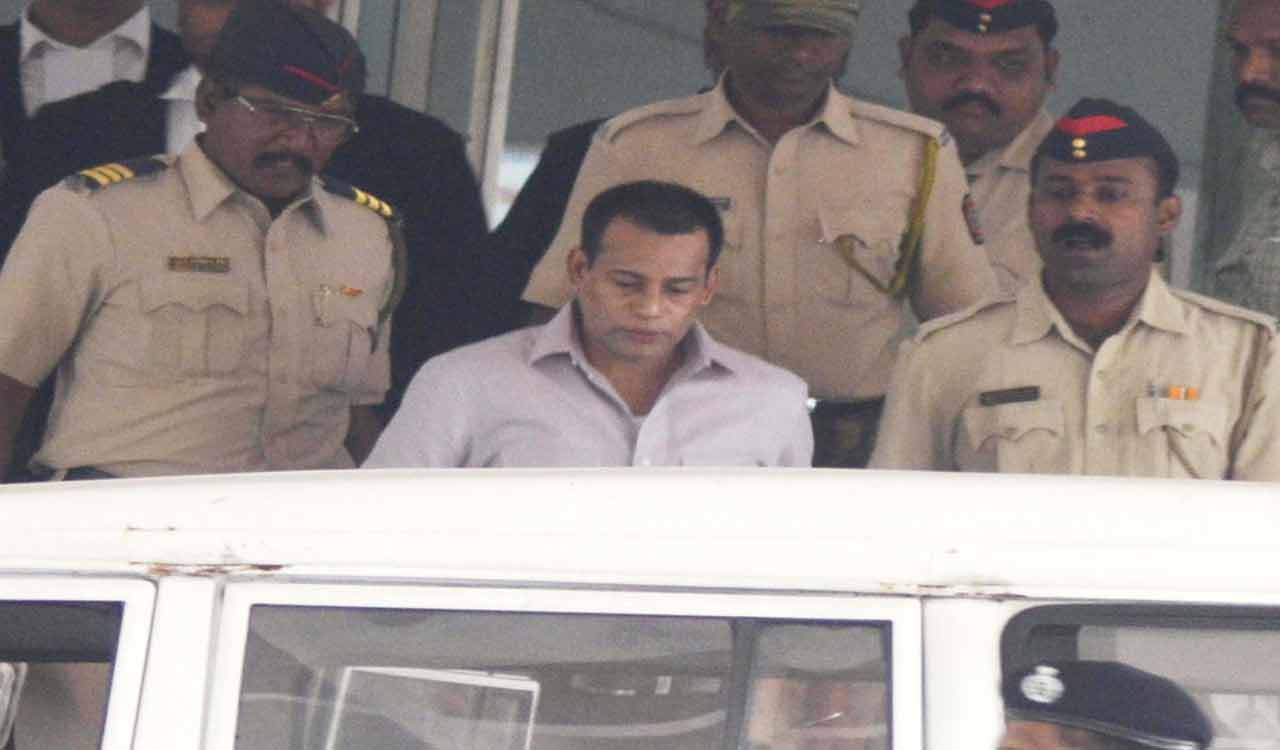 Supreme Court questions Abu Salem over 25-year jail claim