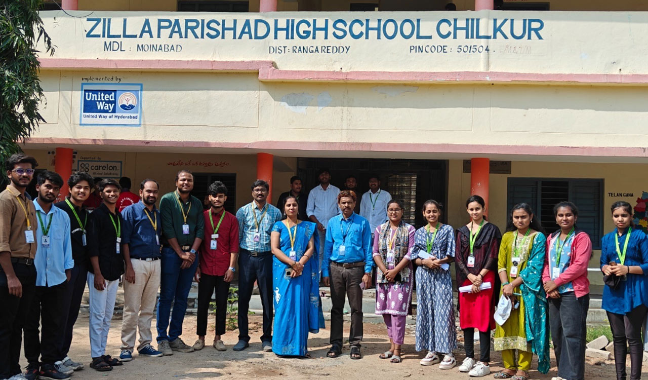 KGRCET installs 7 computers at ZPHS Chilkuru