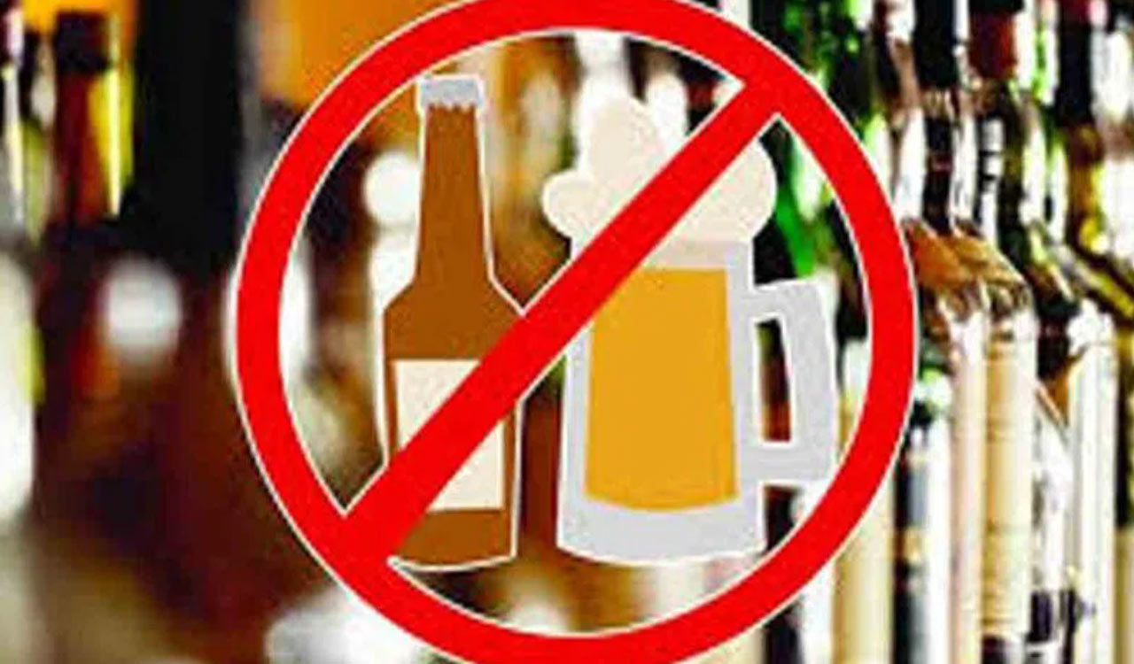 Women’s power prevails as Sangareddy’s Korpole gram panchayat passes liquor ban