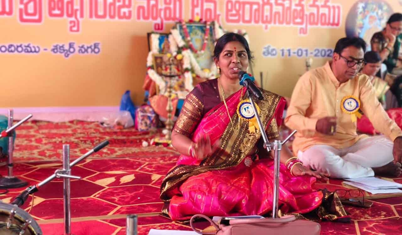 Telangana: Pancharatna Kritis enthral audience at Bodhan Tyagaraja Aradhana