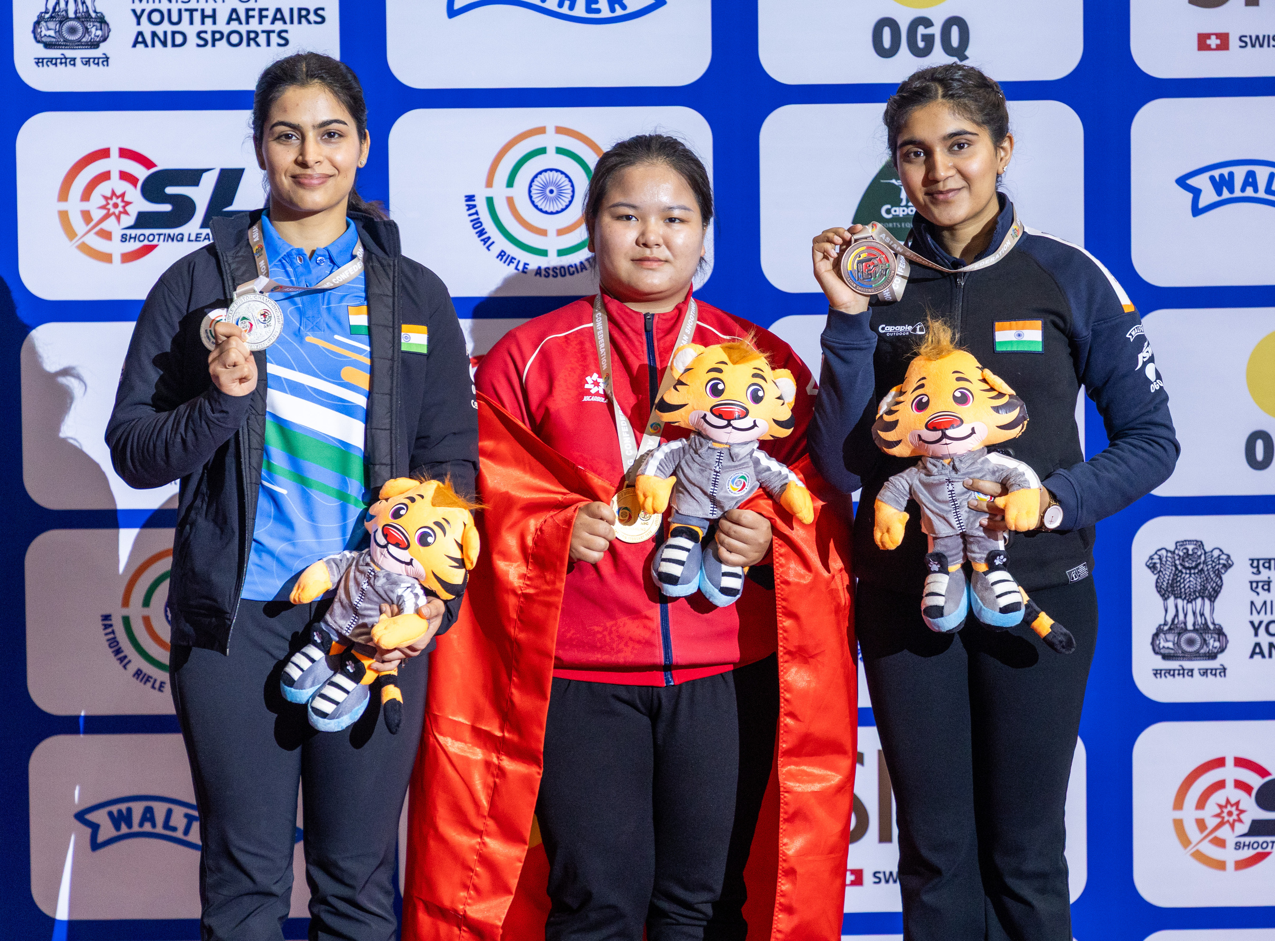 Manu Bhaker misses gold, Esha Singh wins bronze in Asian Championship