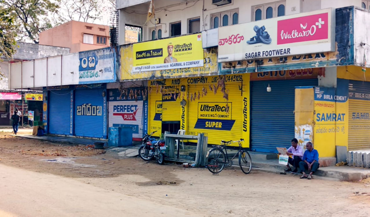 Bandh against Balka Suman’s arrest progresses peacefully in Mancherial