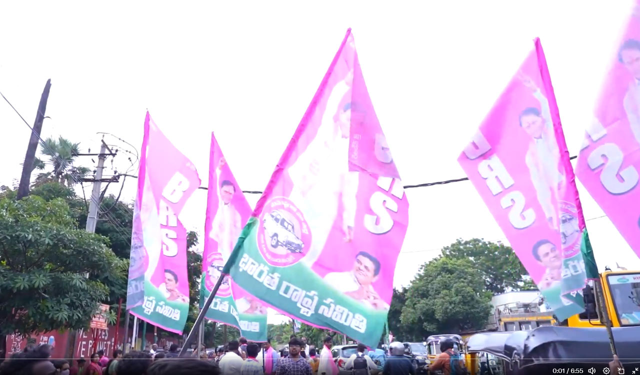 Six Congress Councilors from Banswada join BRS in KTR’s presence