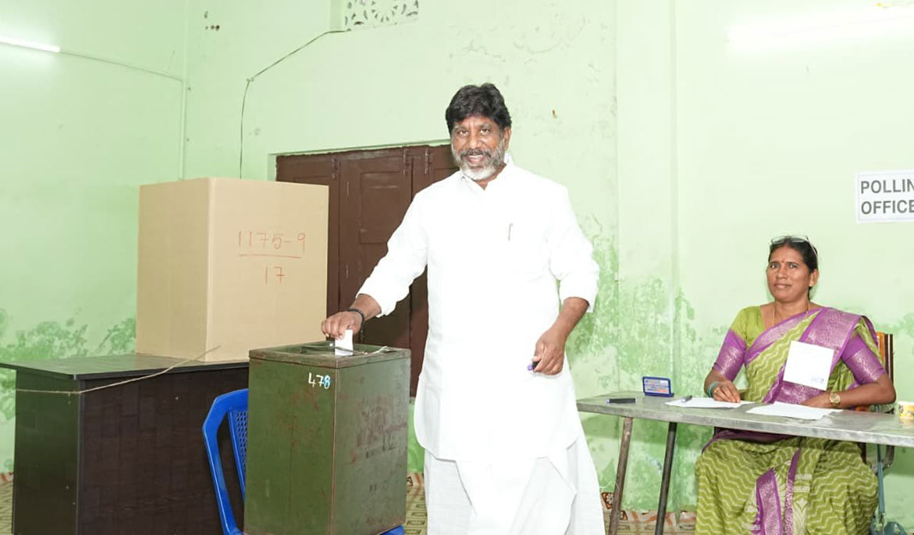 Municipal polls: 82.30 percent voter turnout in Khammam, 73.33 percent in Kothagudem