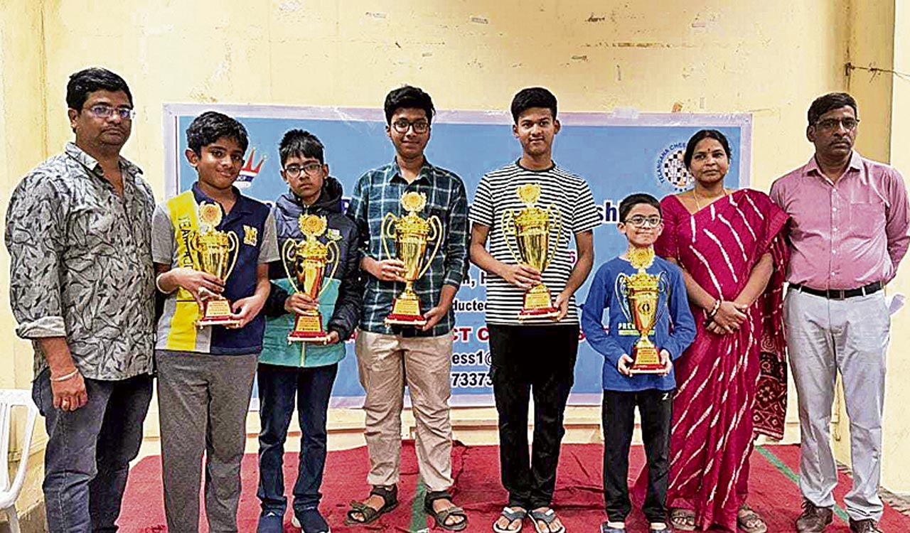 Sai Sarthak and Pranav win Telangana chess selection titles