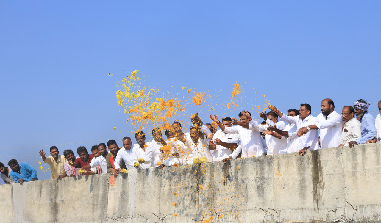 Congress not following protocol in allowing MLAs to release irrigation water, says Kotha Prabhakar Reddy