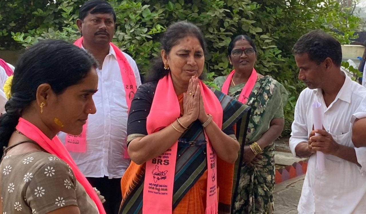 Yadagirigutta: Former Government Whip alleges intimidation of BRS candidates in Alair